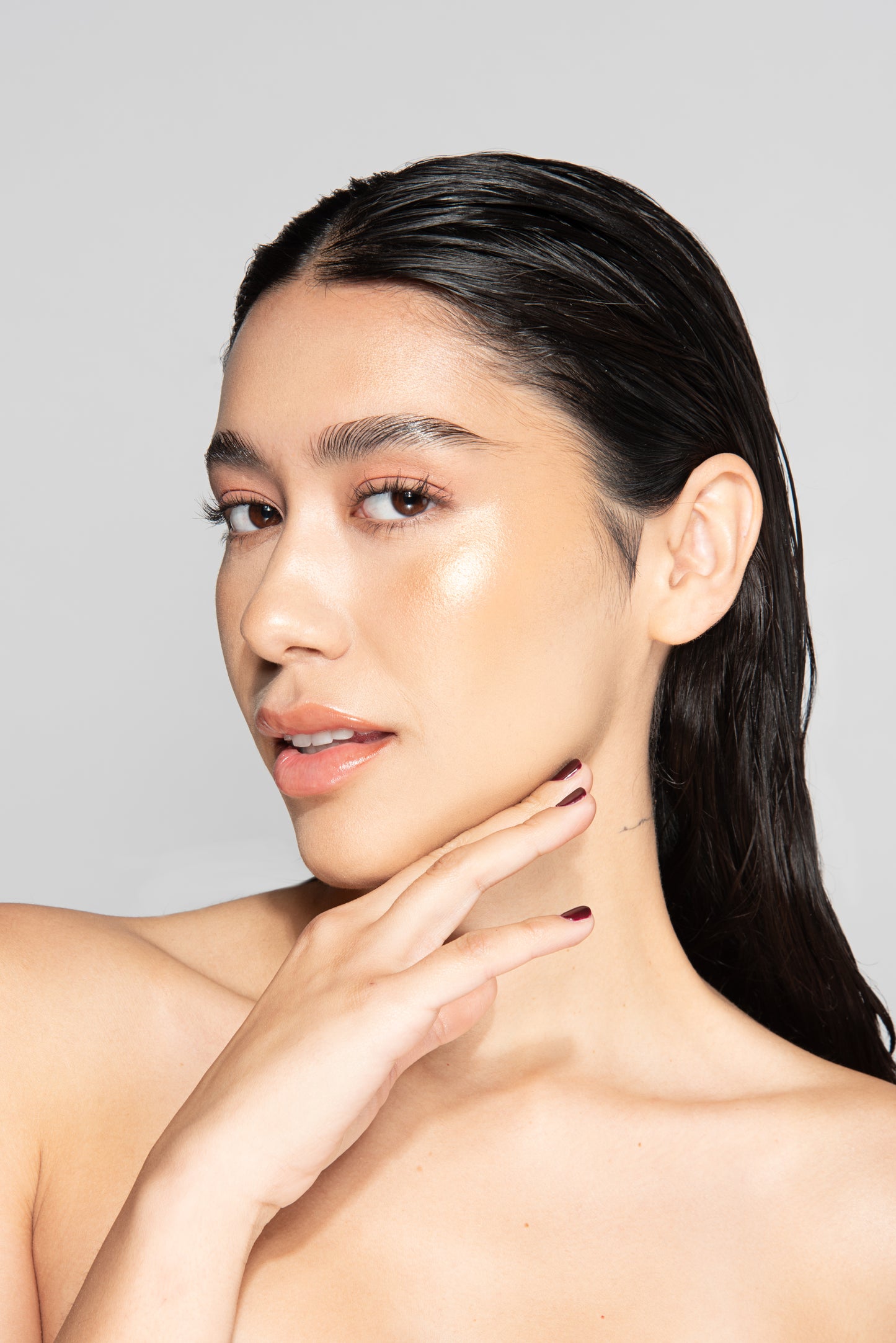 Highlighter Wet Gold  |  Iluminador en polvo efecto mojado